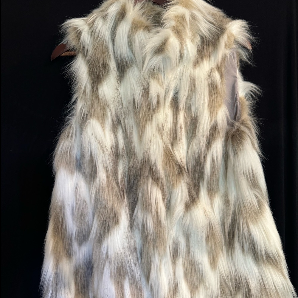 Faux Fur Vest, size medium, true to size. Like new